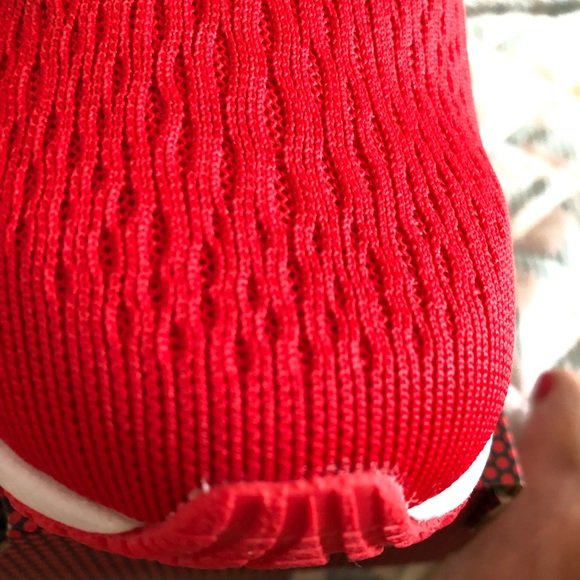 NWOT Under Armour Mens UA Team HOVR Sonic 3 Running Shoes in Red/White - Picture 7 of 9